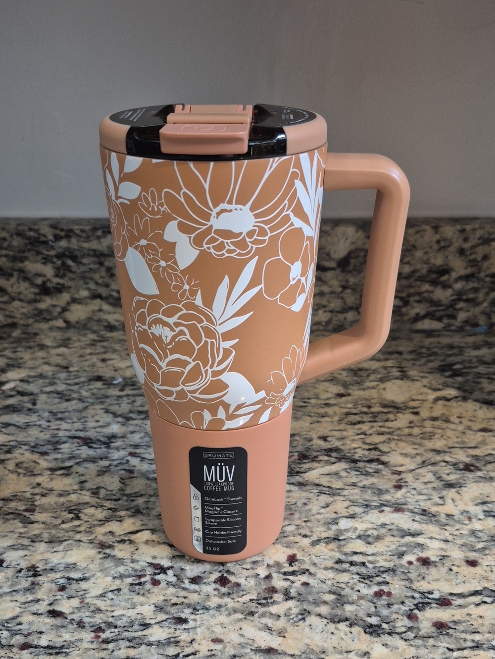 Brumate Muv 35oz In Sandstone Bloom